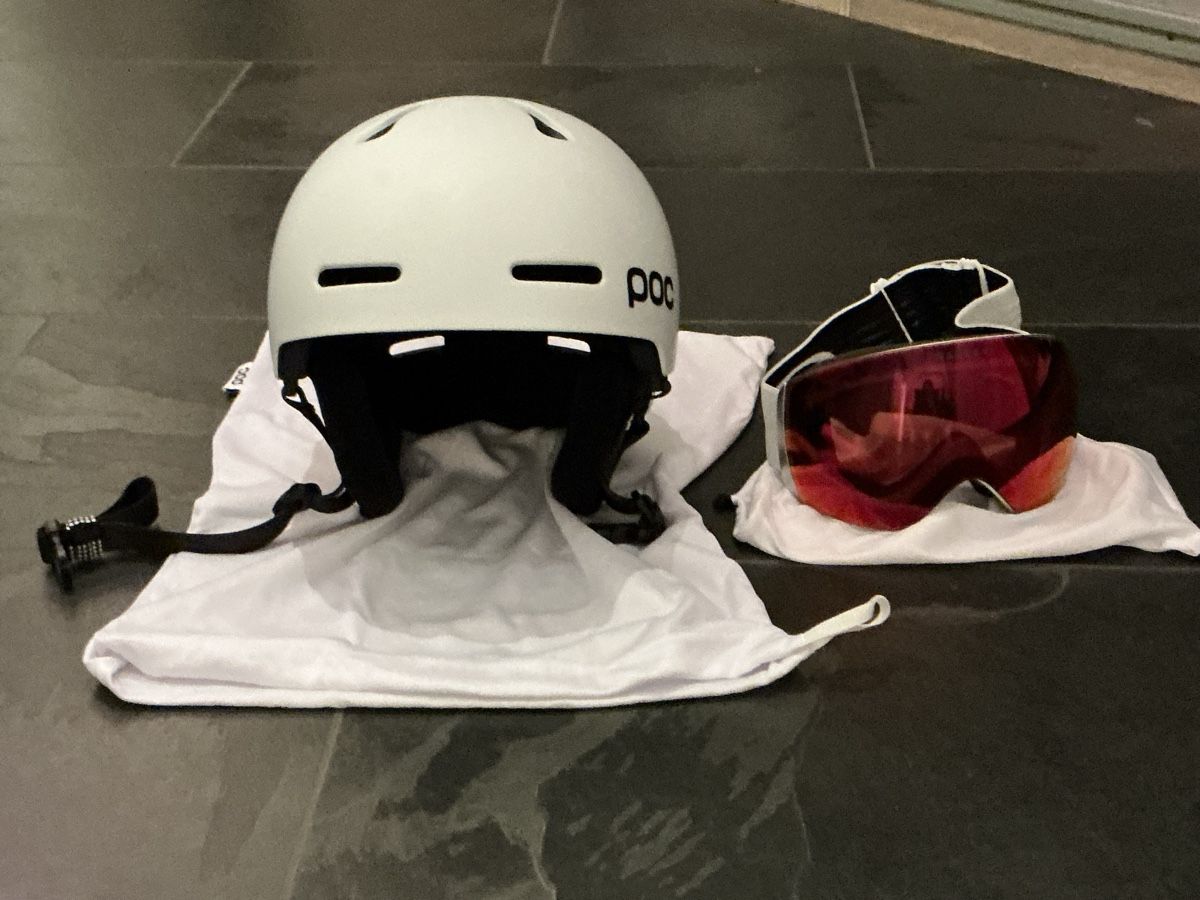 Anzüge: Ski/Snowboard Set DC Hose, POC Protektor, POC Helm – Gebraucht aus Freidorf TG von cla_l7tf 2