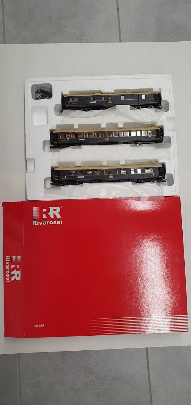 Rivarossi Modellini di ferrovie: Rivarossi HR4010 & HR4020 Sets Simplon Orient Express – Nuovo e nell'imballaggio originale da Würenlos venduto da juruth