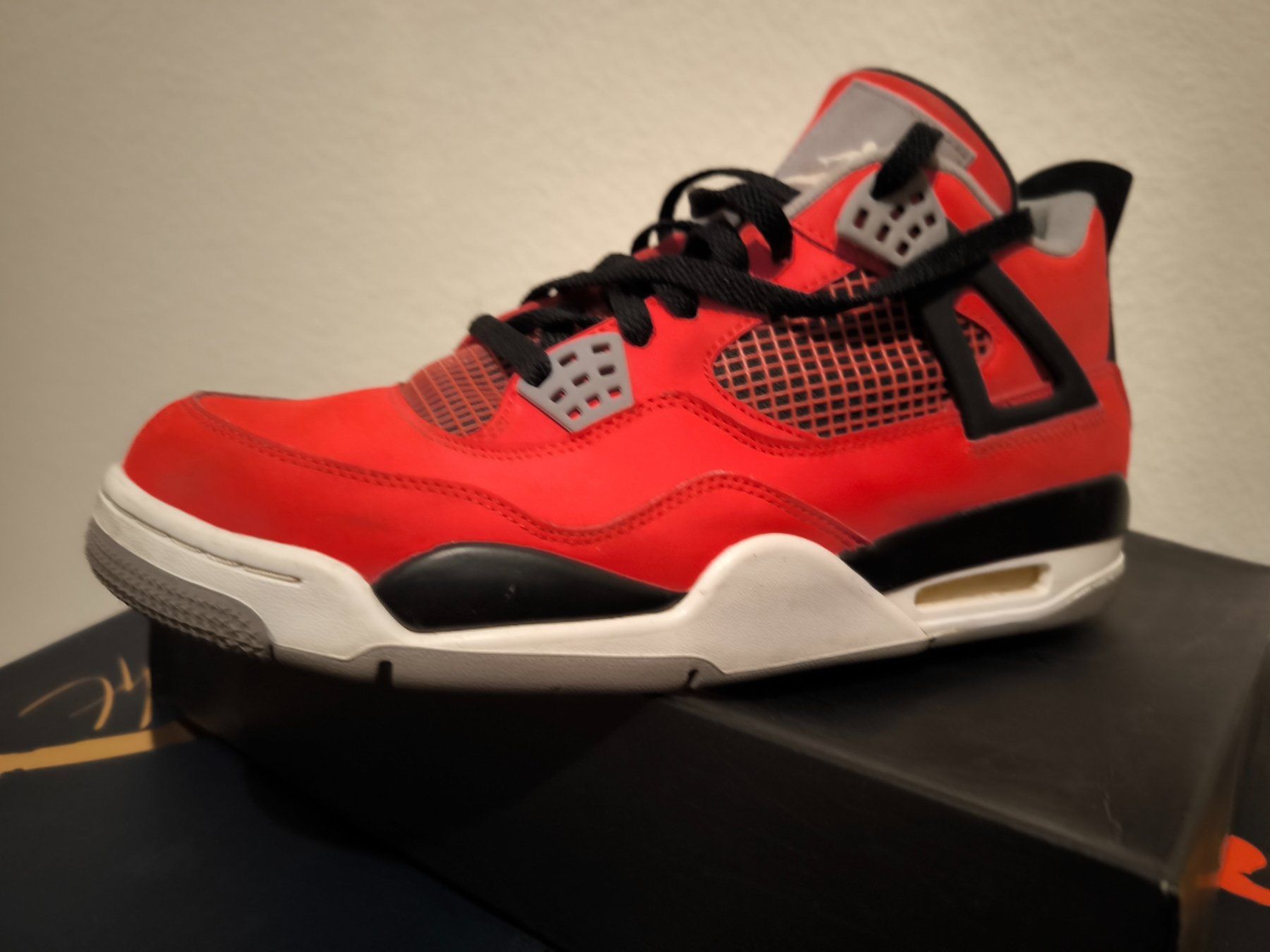 Jordan Scarpe da uomo: Air Jordan 4 Retro Toro Bravo - Size 45 – Usato da Zürich venduto da l.to 2