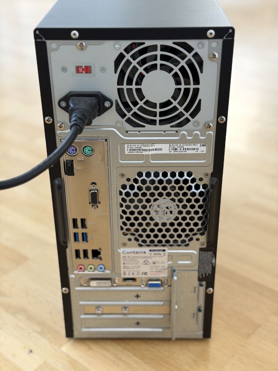 Asus PCs: ASUS Desktop PC M11AD Series – Gebraucht aus Forch von kanada88 1