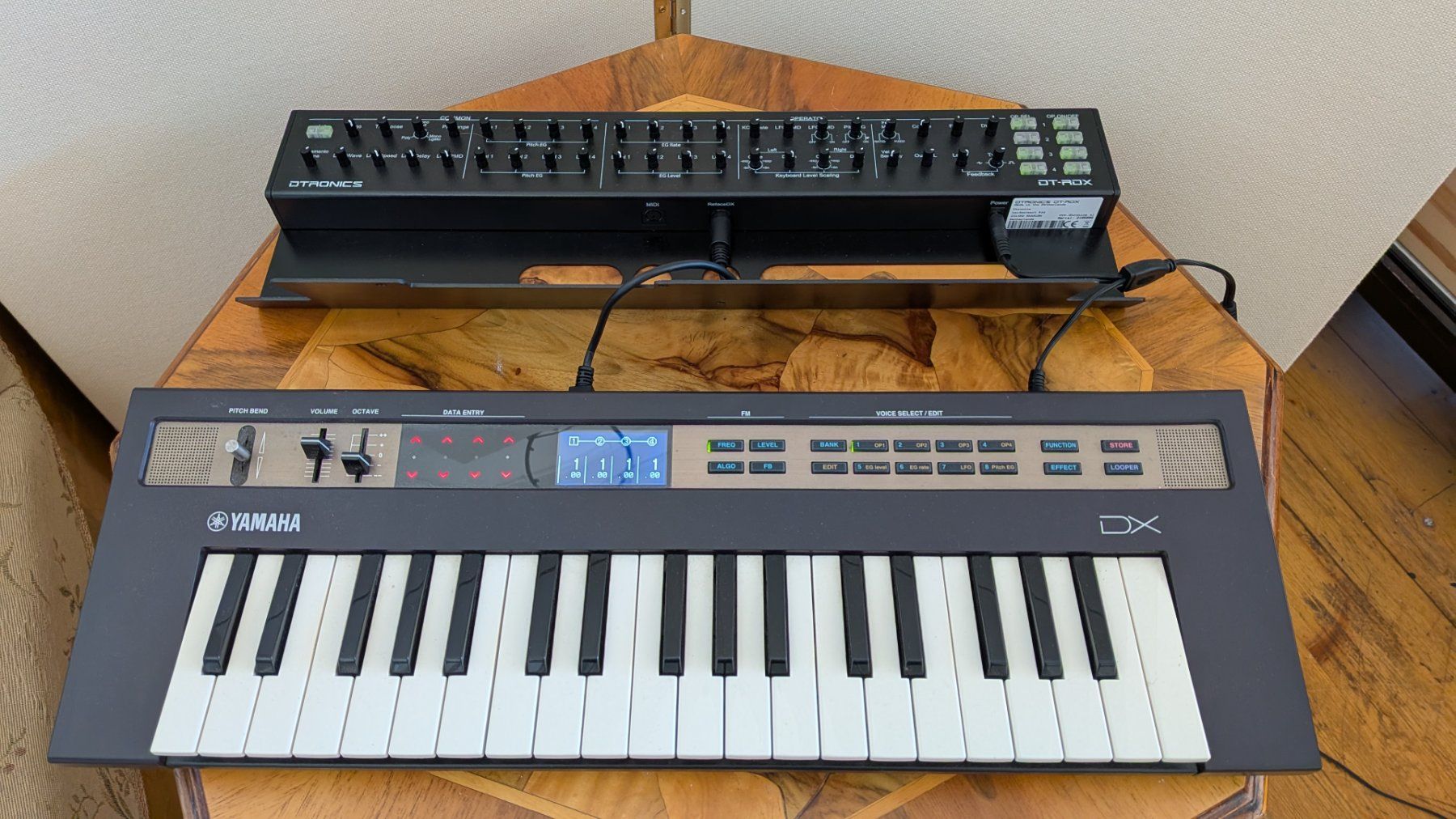 Musikinstrumente: Dtronics DT RDX - Controller for Yamaha Reface DX – Neu (gemäss Beschreibung) aus Monthey von bergstrand79 2