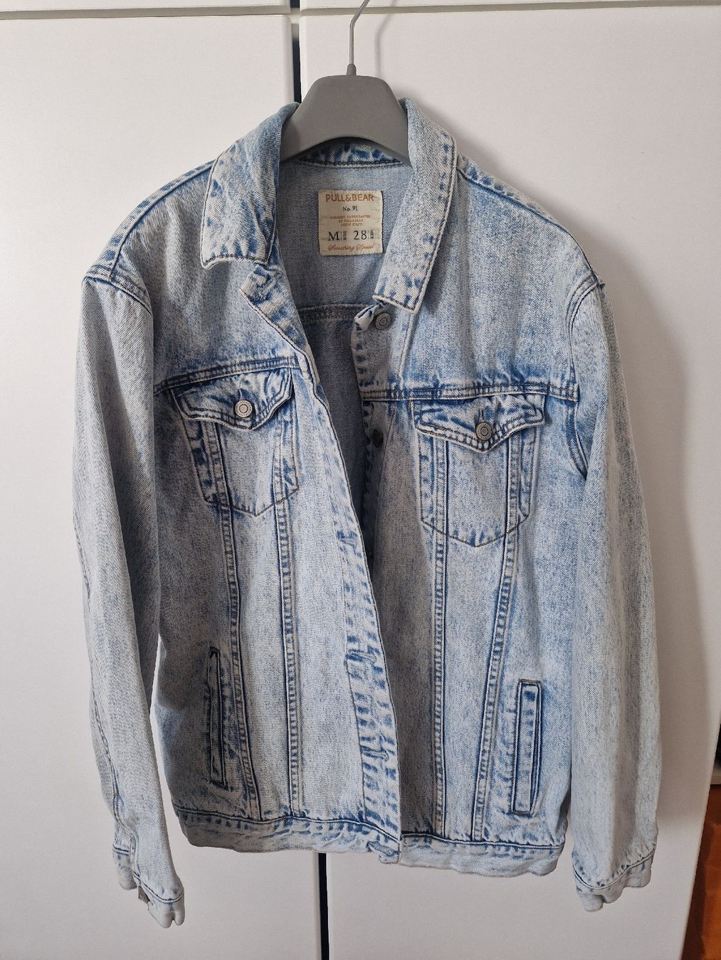 Pull&Bear Giacche: Jeansjacke over sehr stylisch Pull&Bear Grösse M – Usato da Basel venduto da Laura0133