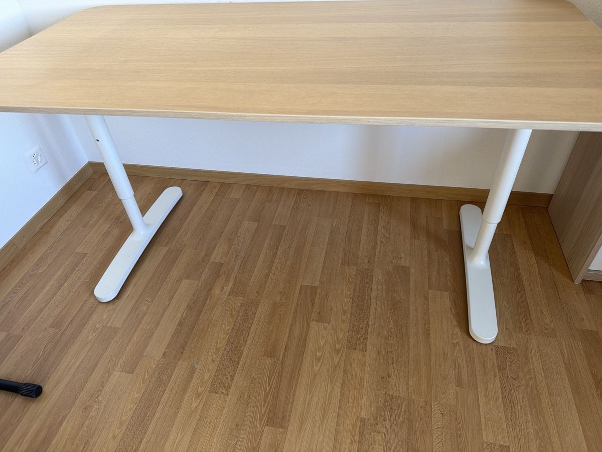 Scrivanie: Ikea - Schreibtisch verstellbar – Nuovo (secondo la descrizione) da zürich venduto da may_yj9f 1