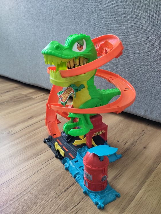 Veicolo Hot Wheels Trasportatore Da Corsa 2in1 Multicolore