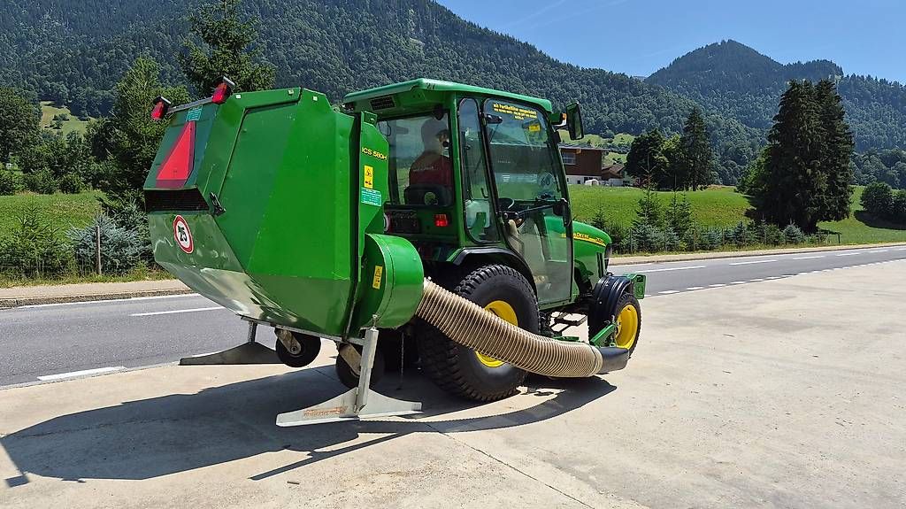 John Deere Tracteurs: Rasenmäher Traktor John Deere 2520  Jg. 2008 3240 Std – D'occasion à Schüpfheim par grischa01 4