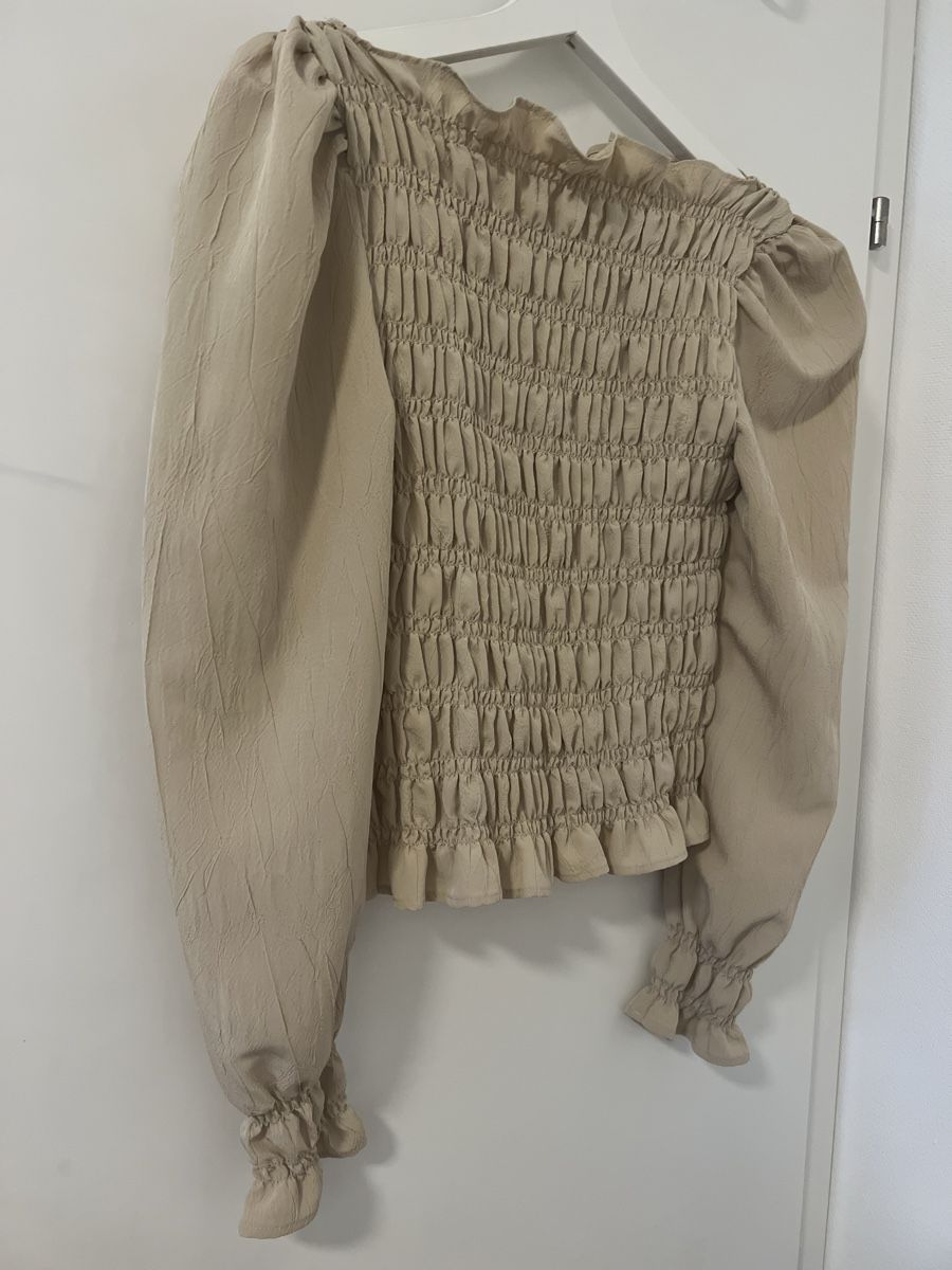 H&M Camicette: Bluse Beige, Gr.XS – Nuovo (secondo la descrizione) da Ebikon venduto da ber_dcm6 1