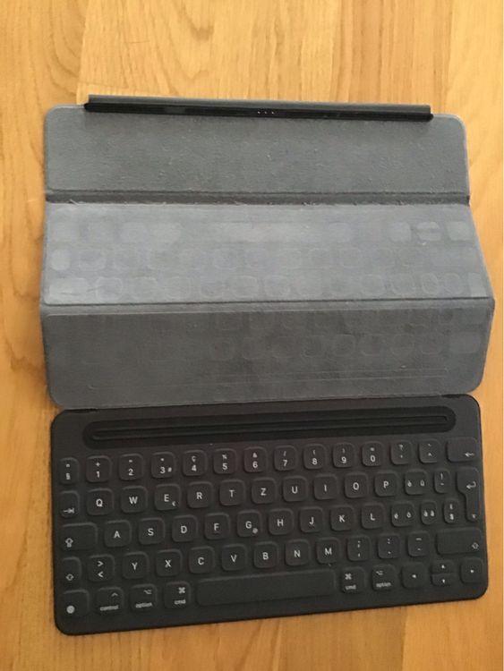 ipad pro (1. Gen.) keyboard (Gebraucht) in Gattikon für CHF 5 – mit ...