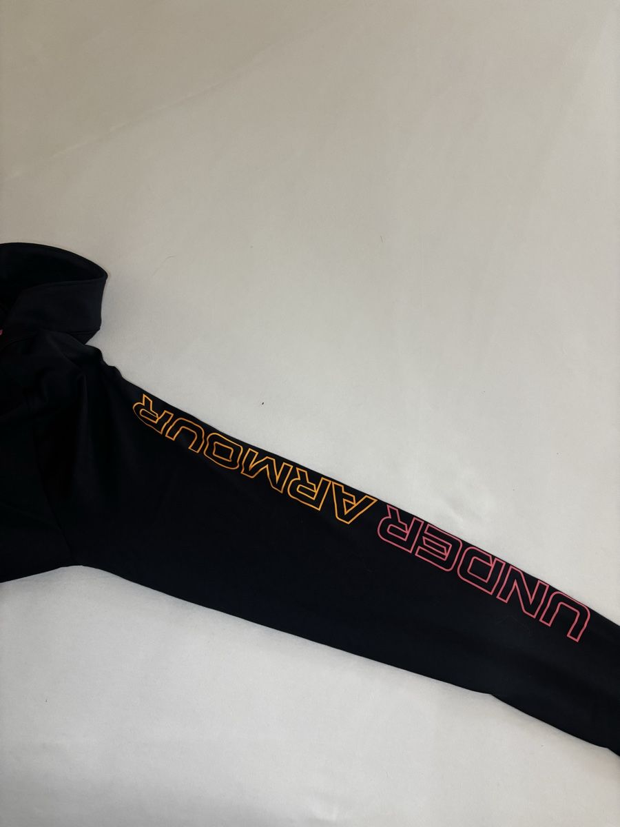 Under Armour Pulls & Sweat-shirts: haut Under Armour – Neuf (Voir description) à Vouvry par sha_rk5q 2