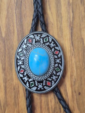 49) Bolo-Tie Westernkrawatte Türkis Muster Silber