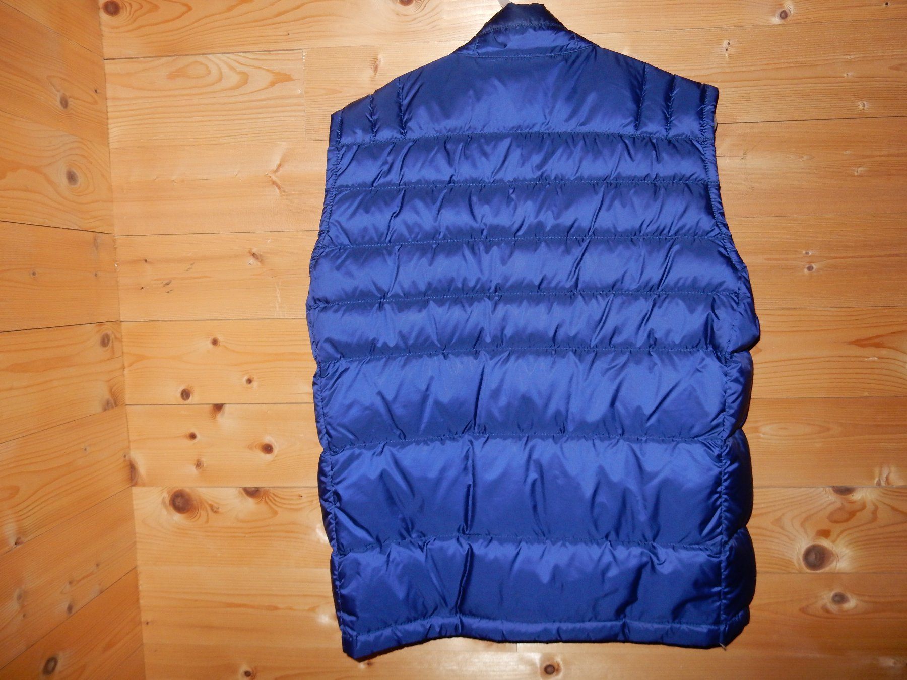 Hugo Boss Gilet & Giacche: Daunengilet HUGO BOSS, Gr. S – Usato da St.Gallen venduto da regenbogen5 1