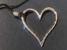 Collana con ciondolo cuore, metallo argentato, 