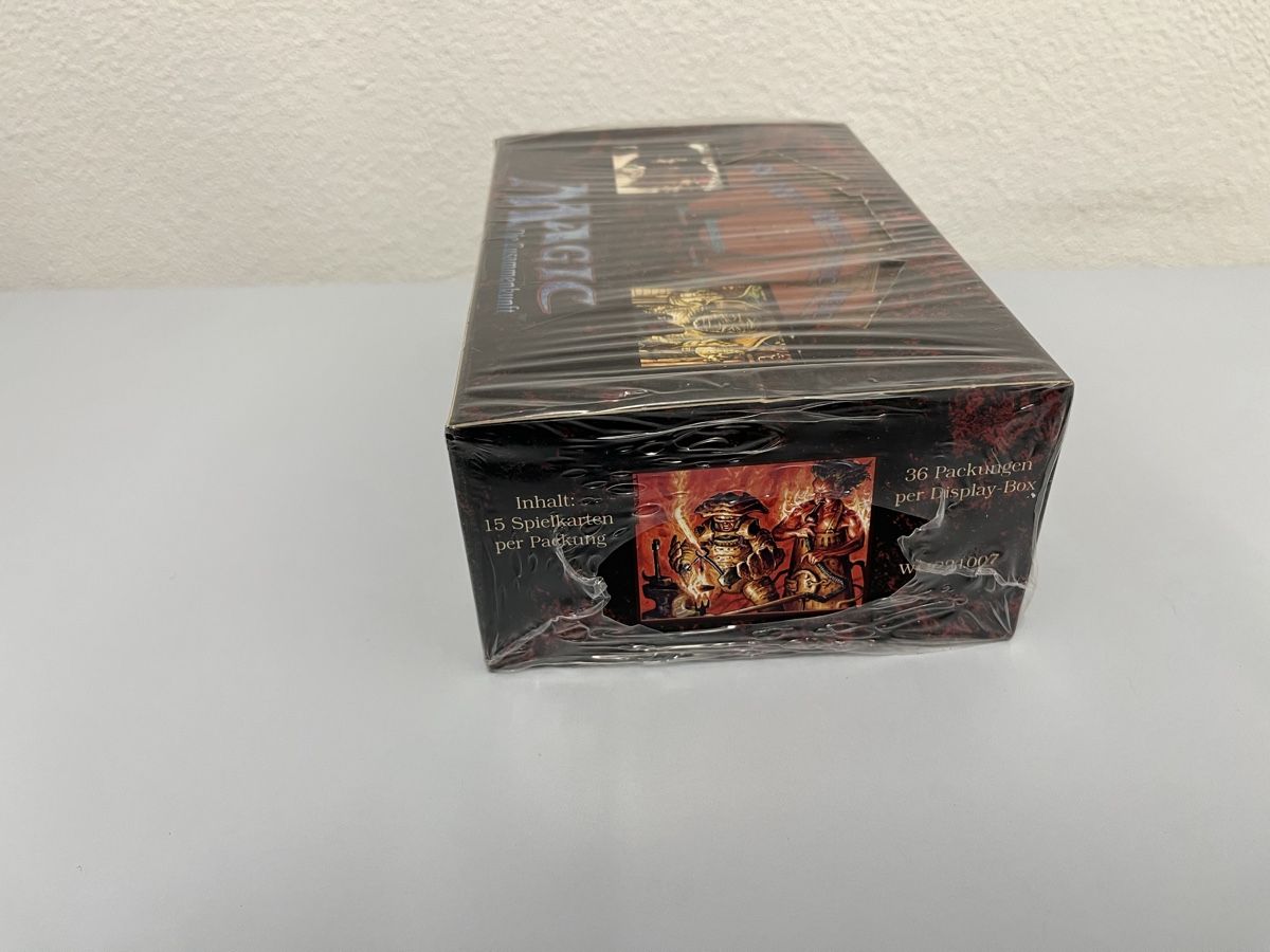 Magic The Gathering Carte collezionabili: Magic 4th Edition Booster Box Sealed mtg Top! – Nuovo e nell'imballaggio originale da Schenkon venduto da Ecosmo 3