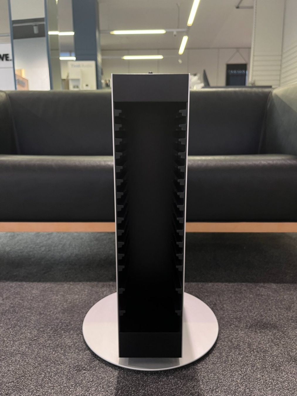 Racks & Ständer: BeoSound 2300 / 2500 / 3000 / 3200 / Ouverture Standfuss – Gebraucht aus Hochdorf von av-electronics 1