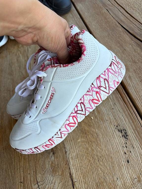 Scarpe da donna: Skechers Gr.37 – Usato da Thun venduto da danceT 1