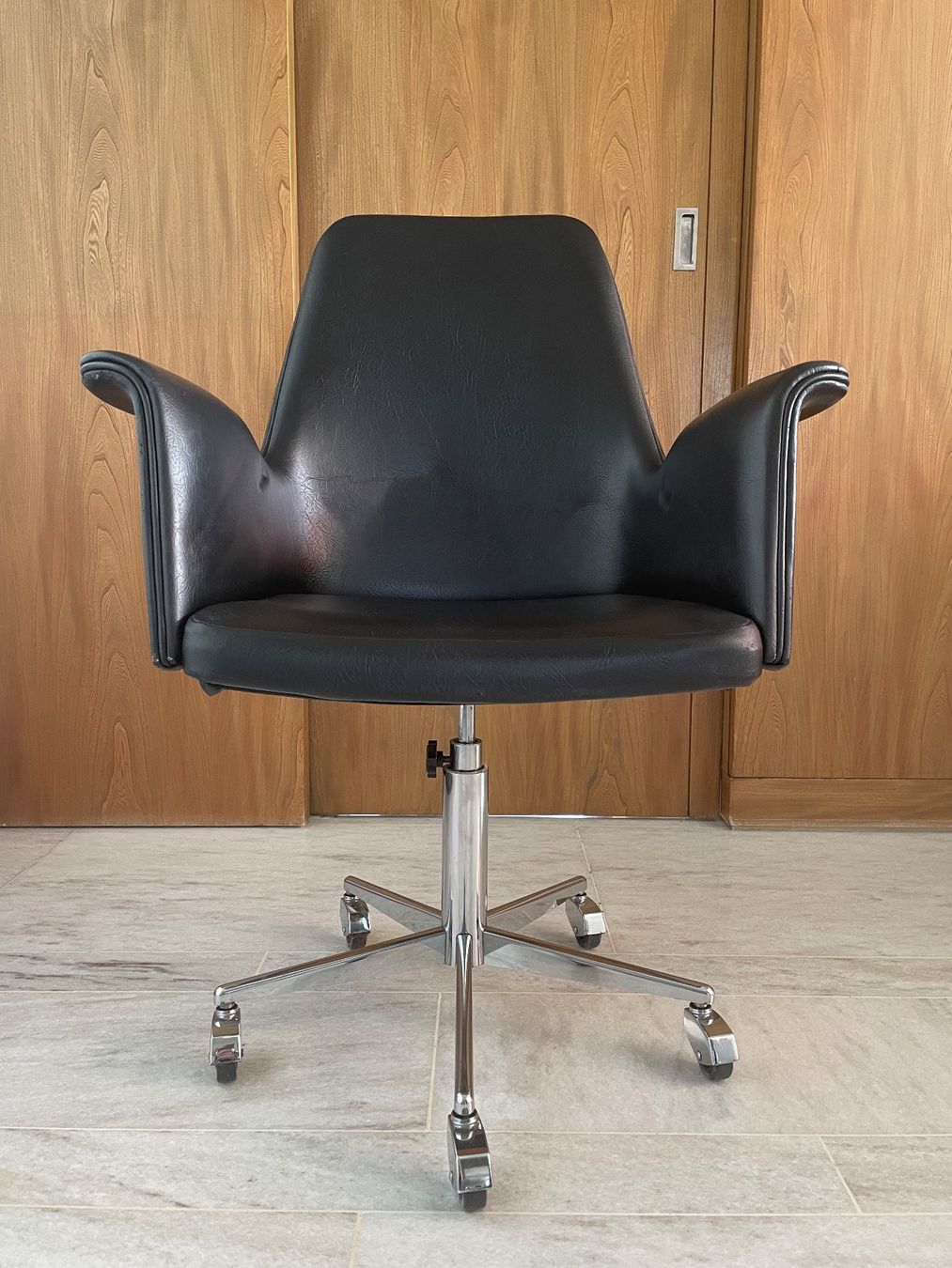 Sedie: Mid Century Bürostuhl – Usato da Zürich venduto da sarahlou