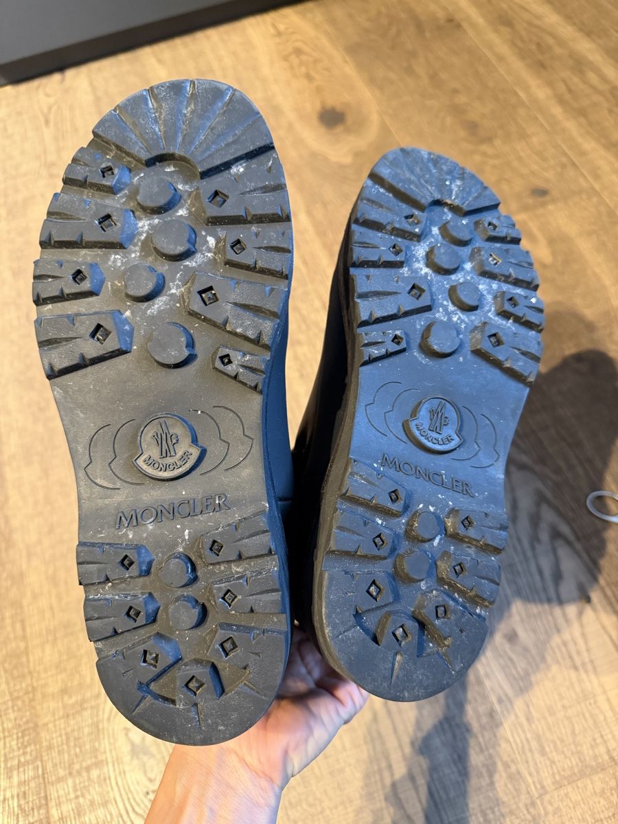 Moncler Chaussures femmes: Moncler Leather ankle boots – D'occasion à Herrliberg par Tubalp 3