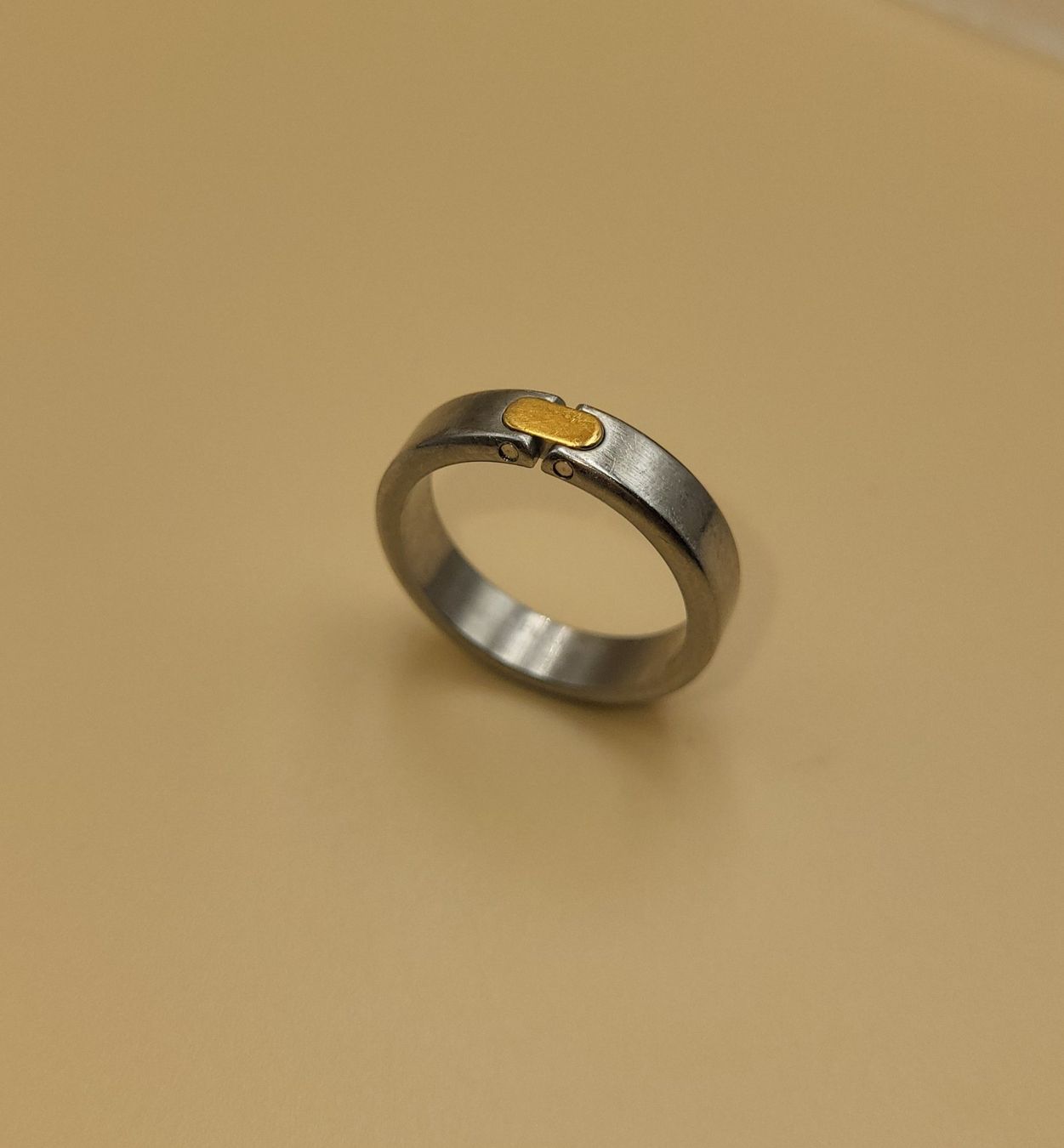 Anelli: 18 Karat Gold/Stahl Ring – Usato da Wald ZH venduto da SwissPawnshop 1