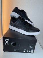 On The Roger Clubhouse Sneaker Gr. 40.5 Schwarz