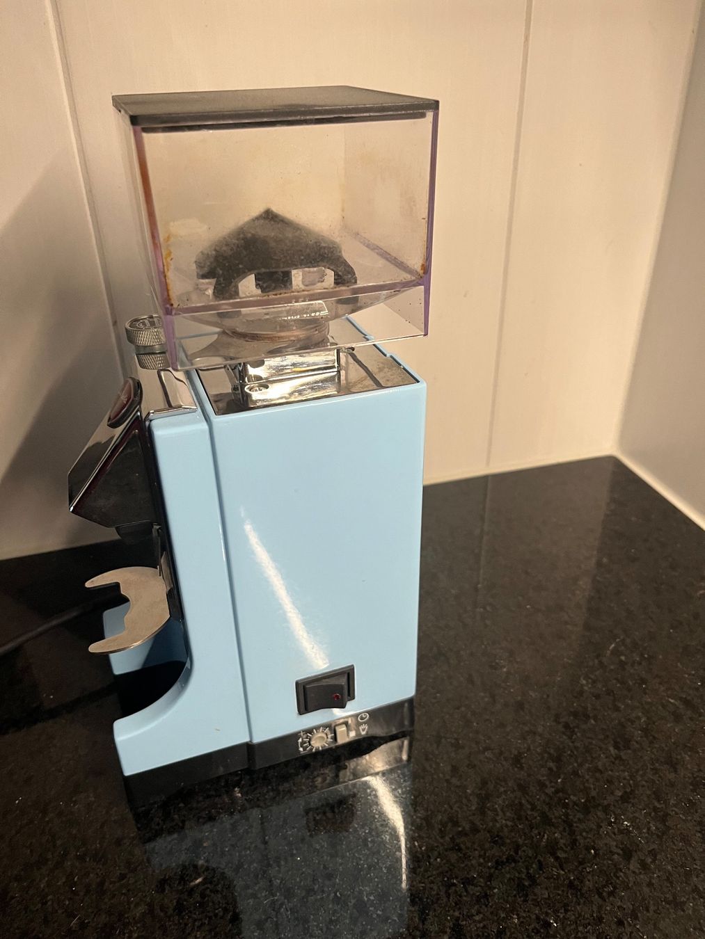 Elettrodomestici da cucina: Moulin à café MIGNON blue – Usato da Biel-Bienne venduto da Doriskoloris 1