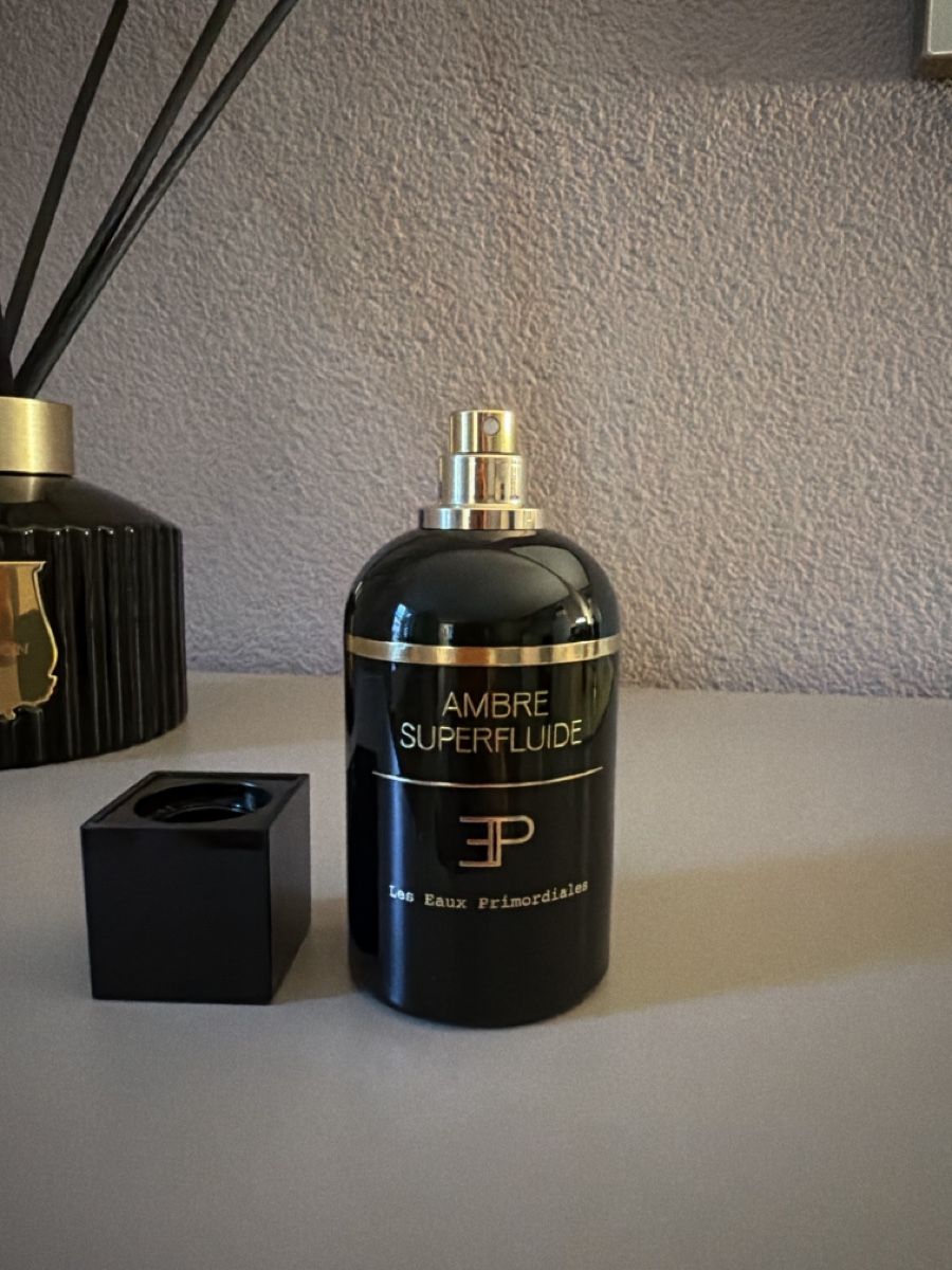 Profumi & Eau de Toilette: Eau de Parfum Ambre Superfluide 100ml  – Nuovo (secondo la descrizione) da Zürich venduto da mro_d2d8