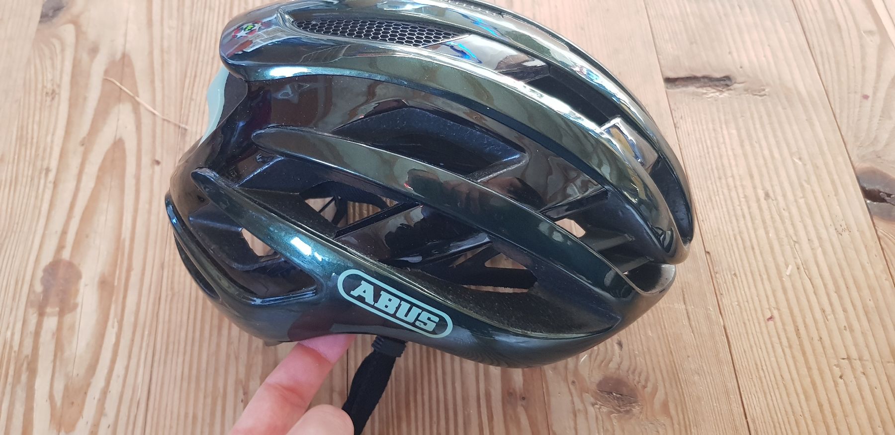 Abus Helme: Abus Airbreaker moosgreen Gr M – Gebraucht aus Eschenbach LU von OnPh21