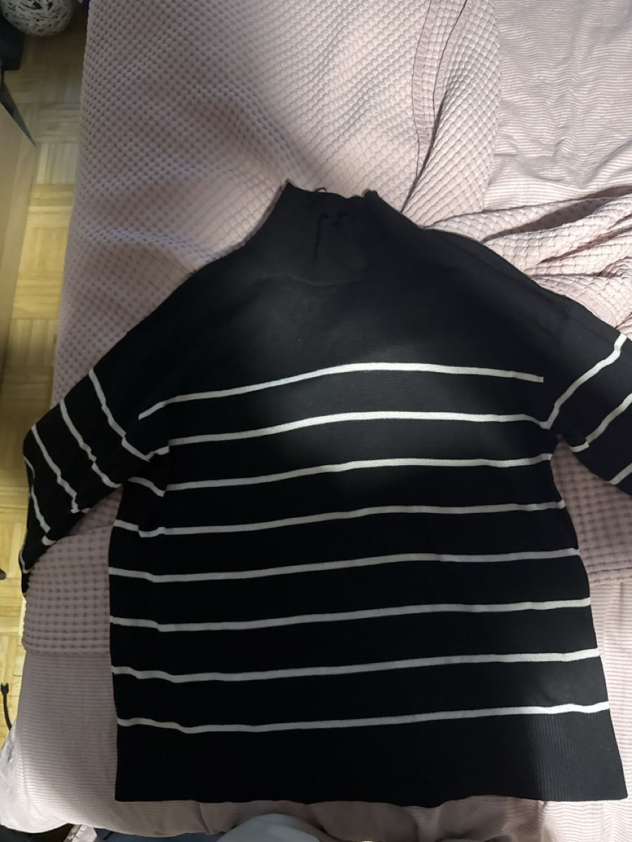 Lotti di vestiti: Cole rouler  H&M – Nuovo (secondo la descrizione) da Chêne-Bougeries venduto da dav_x99l
