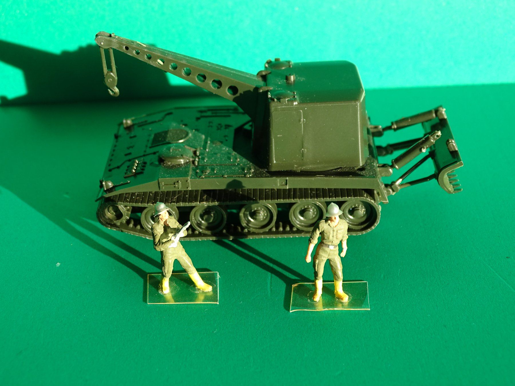 Modellini d'auto: Panzer von Roco mit Figuren 1/87 – Usato da Bretzwil venduto da Meex 2