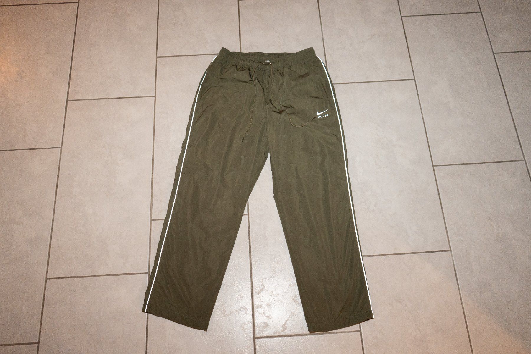 Nike Pantaloni: Nike Air Pants (Pashanim Style) – Usato da Arni AG venduto da yannick_207