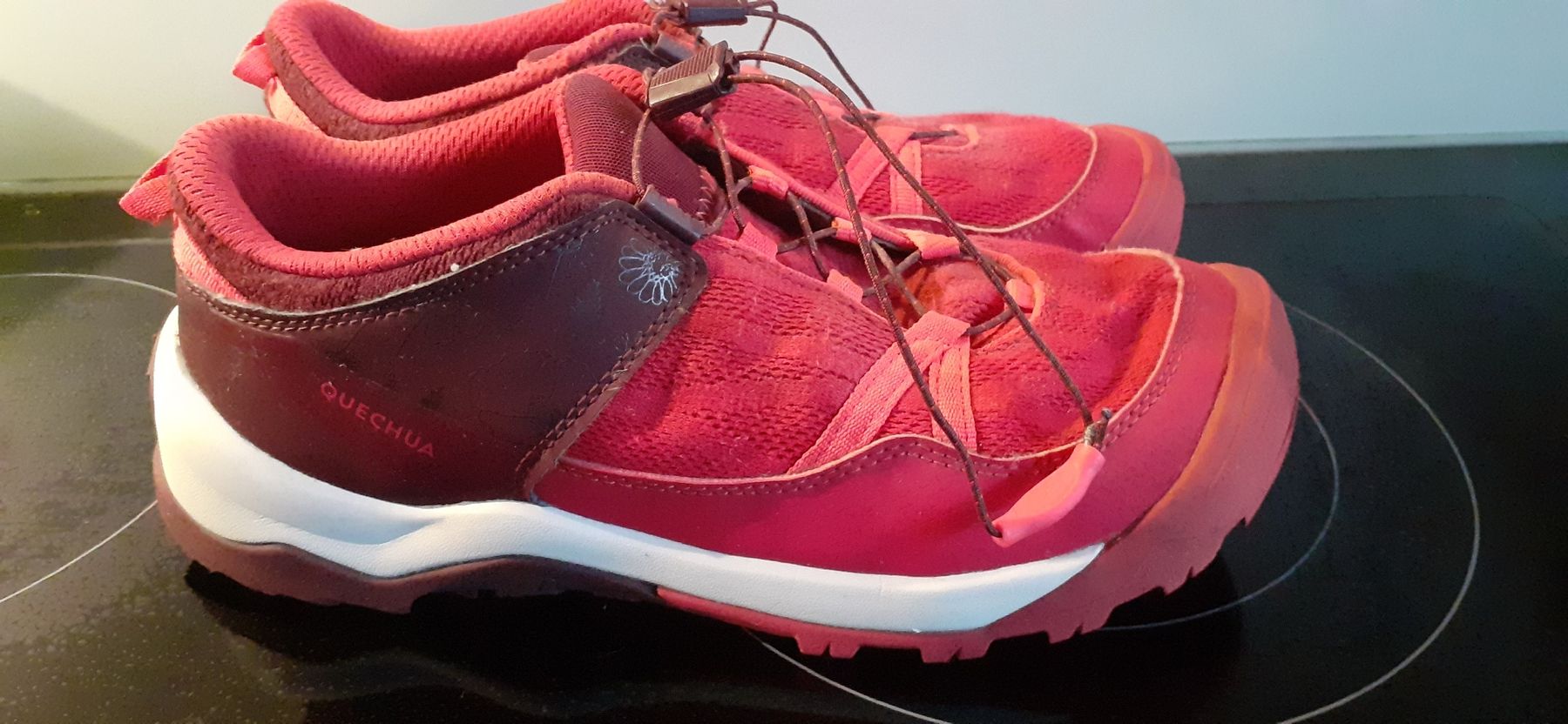 Scarpe da donna: Trekking-/Wanderschuhe Gr. 38 – Usato da Winterthur venduto da fabelwin