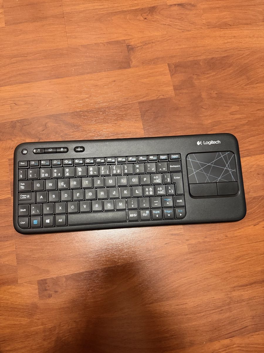 Logitech Tastaturen: Logitech K400r Bluetooth Tastatur – Gebraucht aus Emmenbrücke von itsnue