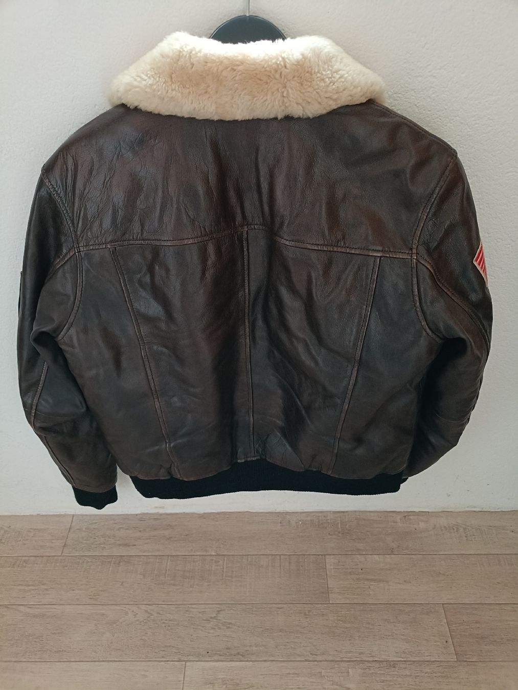 Vestes: US Navi Tomcat leather jacket prix 569.-Chf – D'occasion à chatel St denis par AD.Leder.Cuir 1