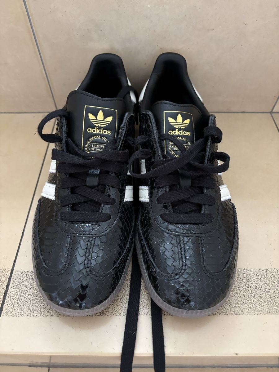 Adidas Scarpe da donna: Adidas Gr. 40 neu – Nuovo (secondo la descrizione) da bern venduto da marion78