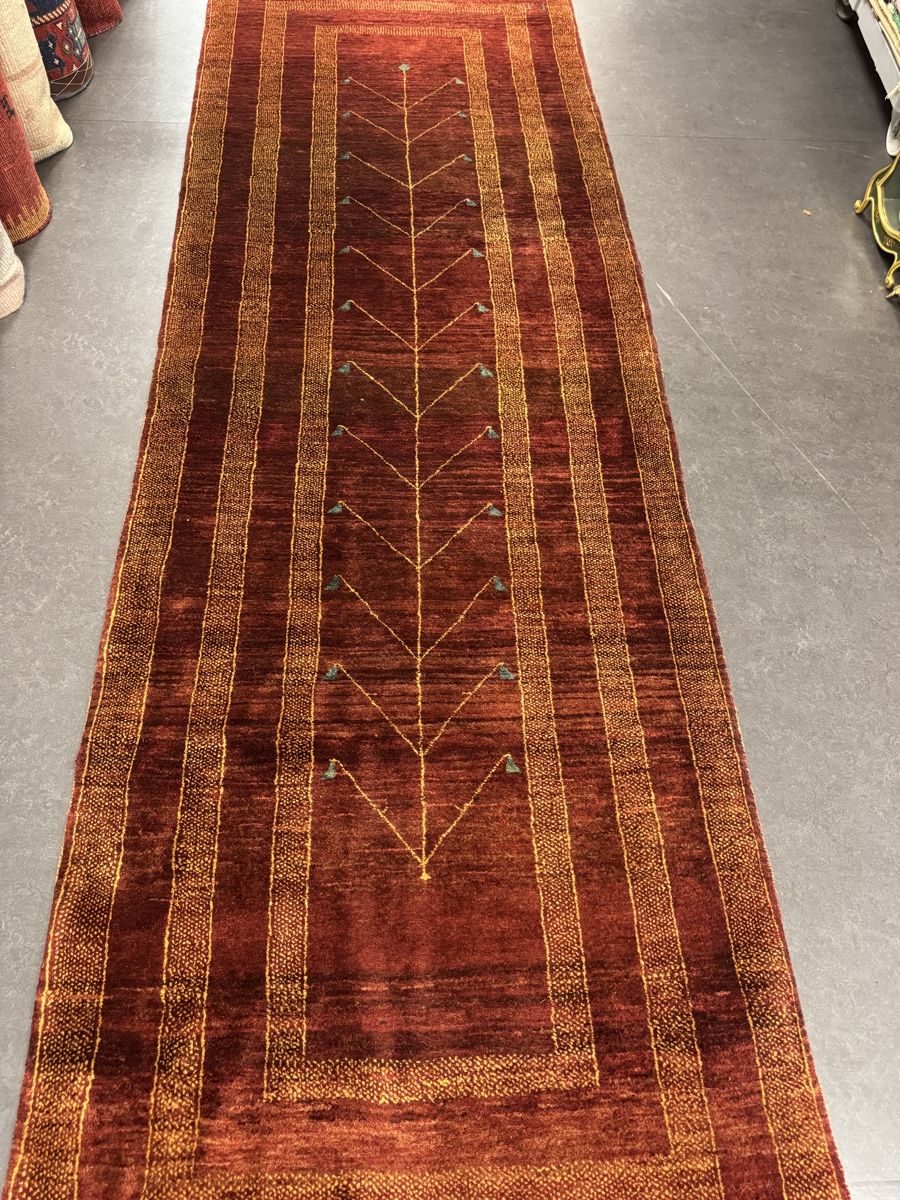 Tappeti: Bordeaux-roter Läufer mit Baum-Motiv – Nuovo (secondo la descrizione) da Liestal venduto da galerie_nategh 2