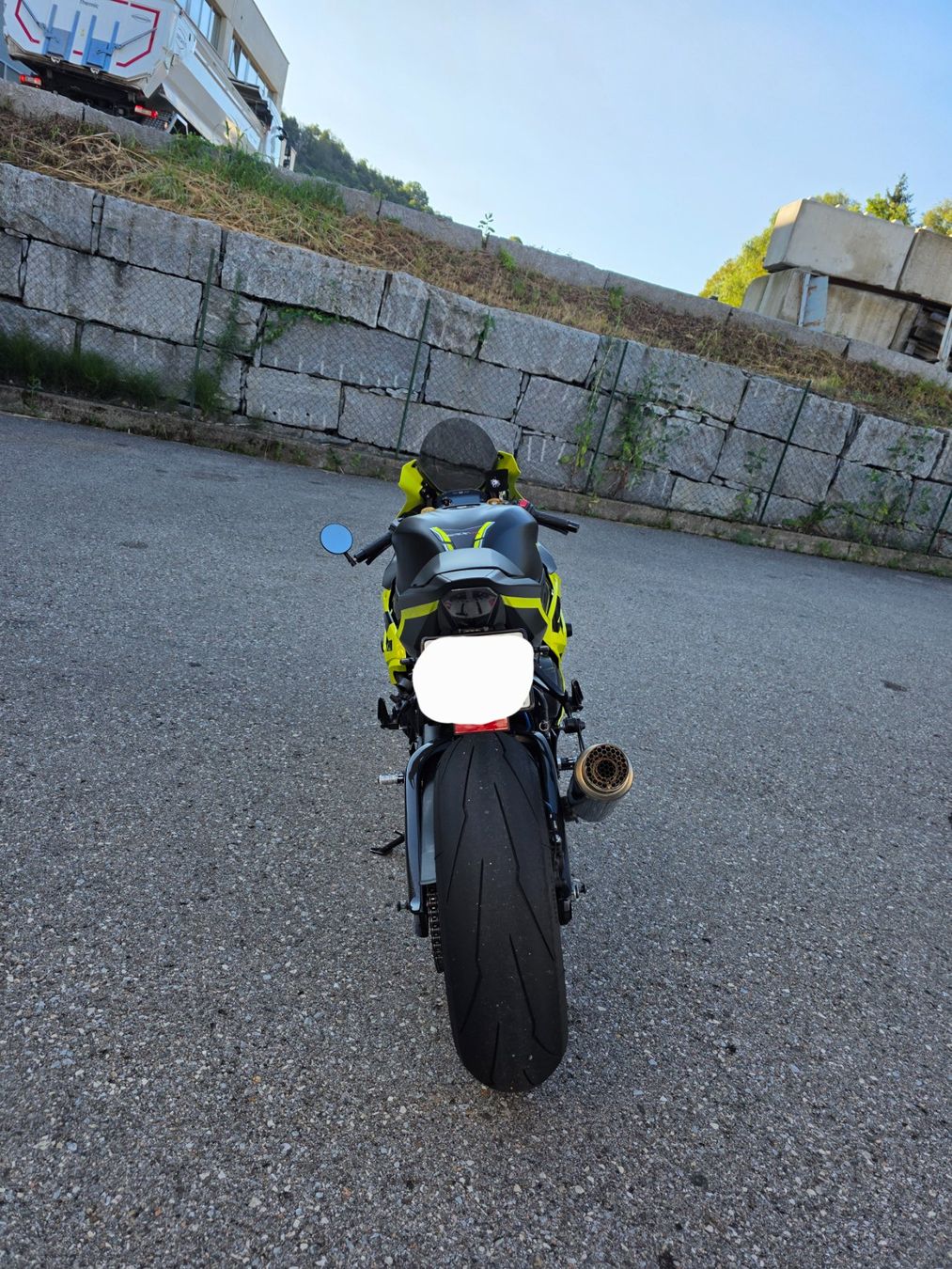 Suzuki Strada: Suzuki Gsx-r 1000 r – Usato da Stabio venduto da Mauri_rr 7