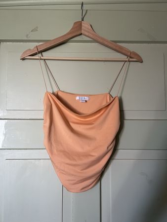 Elegantes AMISU Damen Top orange Grösse S 