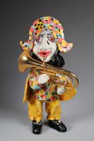Basler Fasnacht – Musikantenfigur mit Blasinstrument