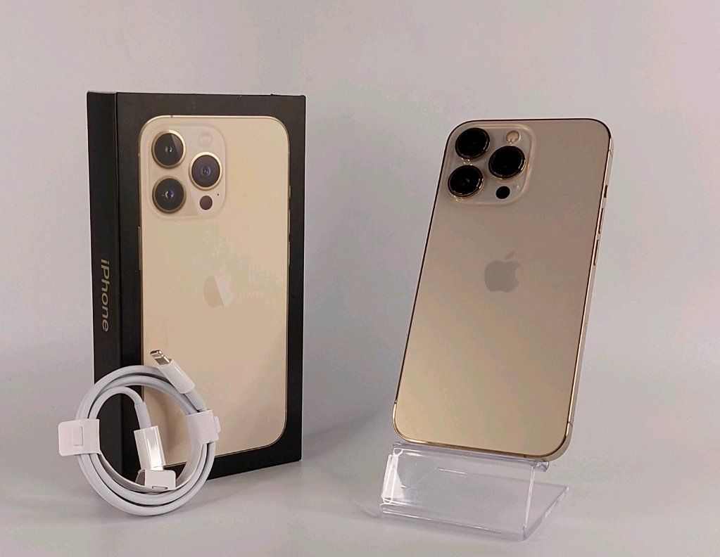 Apple Telefoni cellulari / Smartphones: iPhone 13 Pro (128GB) Akku 99% – Usato da Luzern venduto da Waince786 3