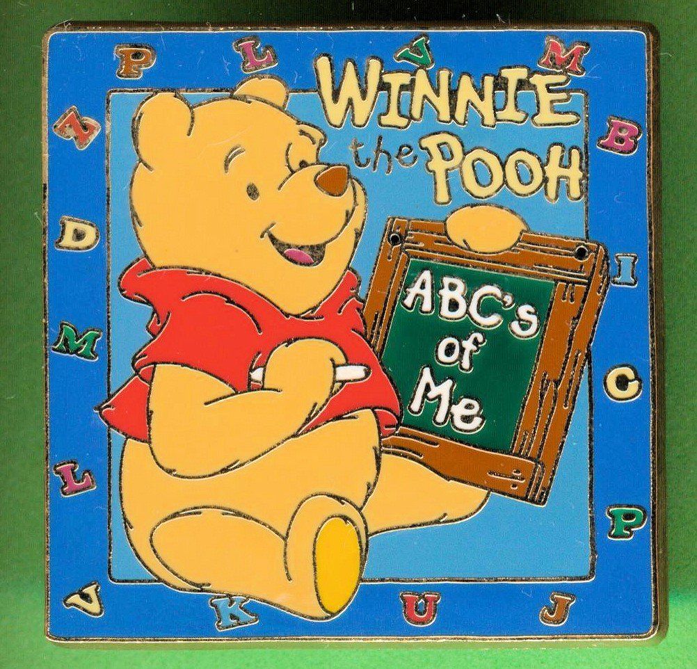Disney Placchette & Badge: DISNEY  Winnie Pooh  ABC's – Usato da Winterthur venduto da Sammleroase