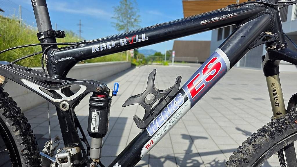 Velos: Mountainbike RedBull Werks ES (Fully)ShimanoXT/RockShoxM/L – Gebraucht aus Altendorf von NikoHatzi 3