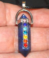 Halskette D-903 – Säule Lapislazuli 7 Chakra