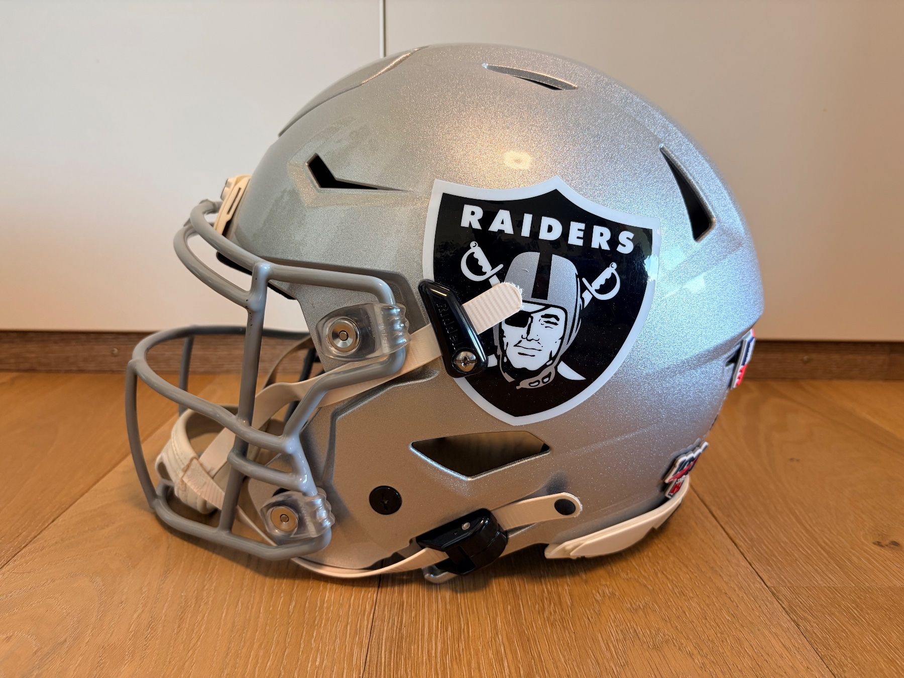 Autografi: Authentischer Riddell SpeedFlex NFL Helm - signiert Raiders – Nuovo (secondo la descrizione) da Uerkheim venduto da Nisti7 3