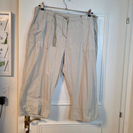 C&A Canda Sommer Capri Hose Beige Baumwolle Gr. 48