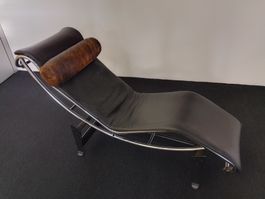 Liege LC4 im Stil Le Corbusier / Nachbildung