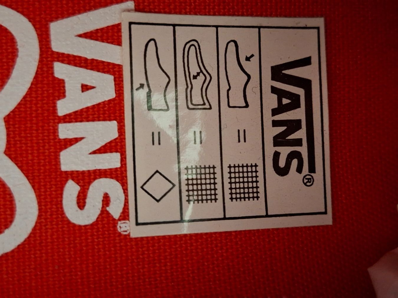Vans Scarpe da uomo: Vans Hello Kitty Turnschuhe Limited Edition Gr. 39 – Nuovo e nell'imballaggio originale da Gattikon venduto da jeansgli 3