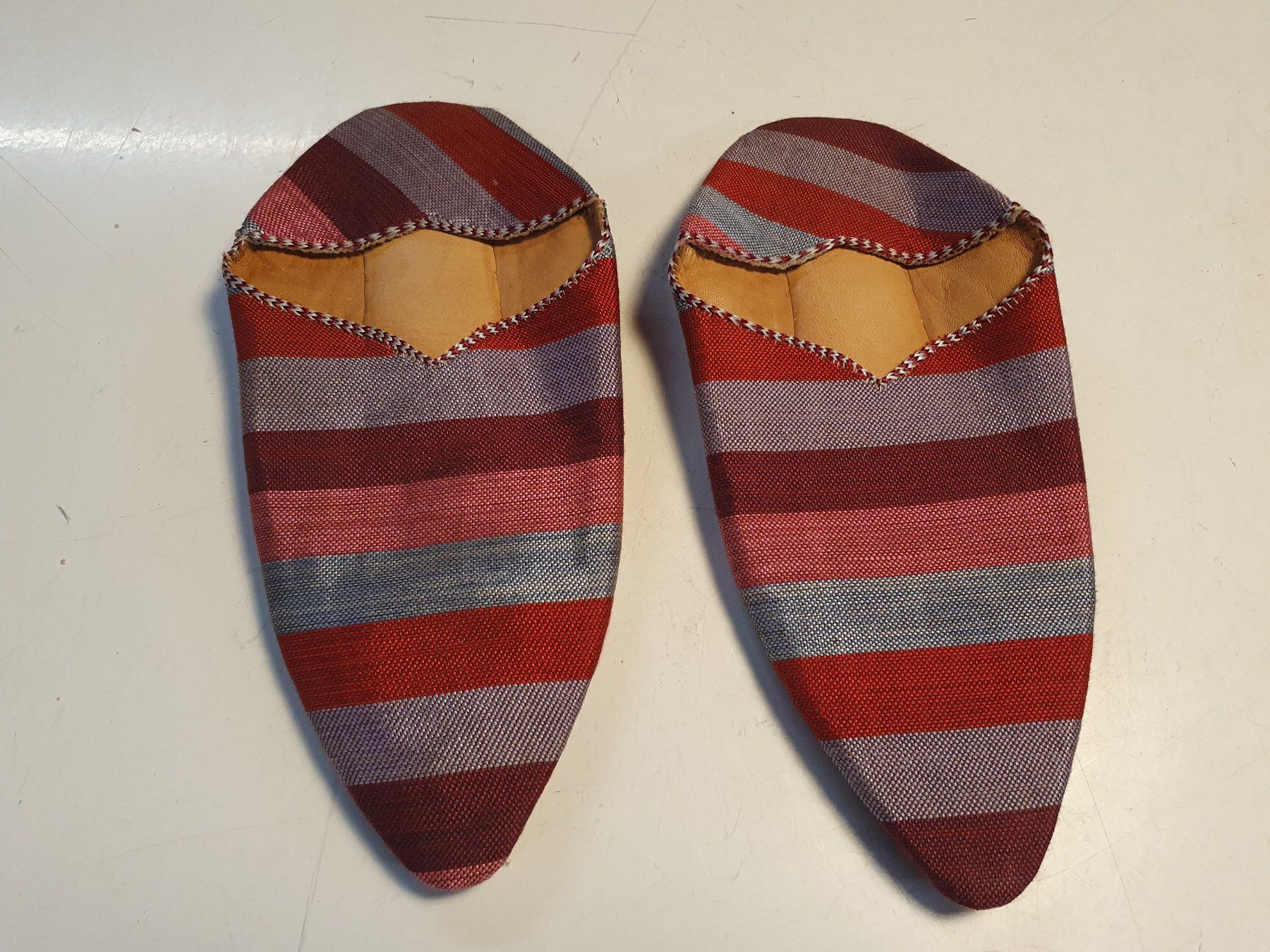 Scarpe da donna: Hauspantoffeln stoff – Usato da Zürich venduto da loosebone