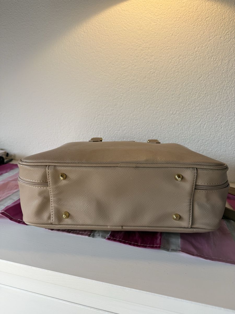 Valigie & Borse: Laptop / Reisetasche, beige - neu – Nuovo (secondo la descrizione) da Fislisbach venduto da jelennn 2
