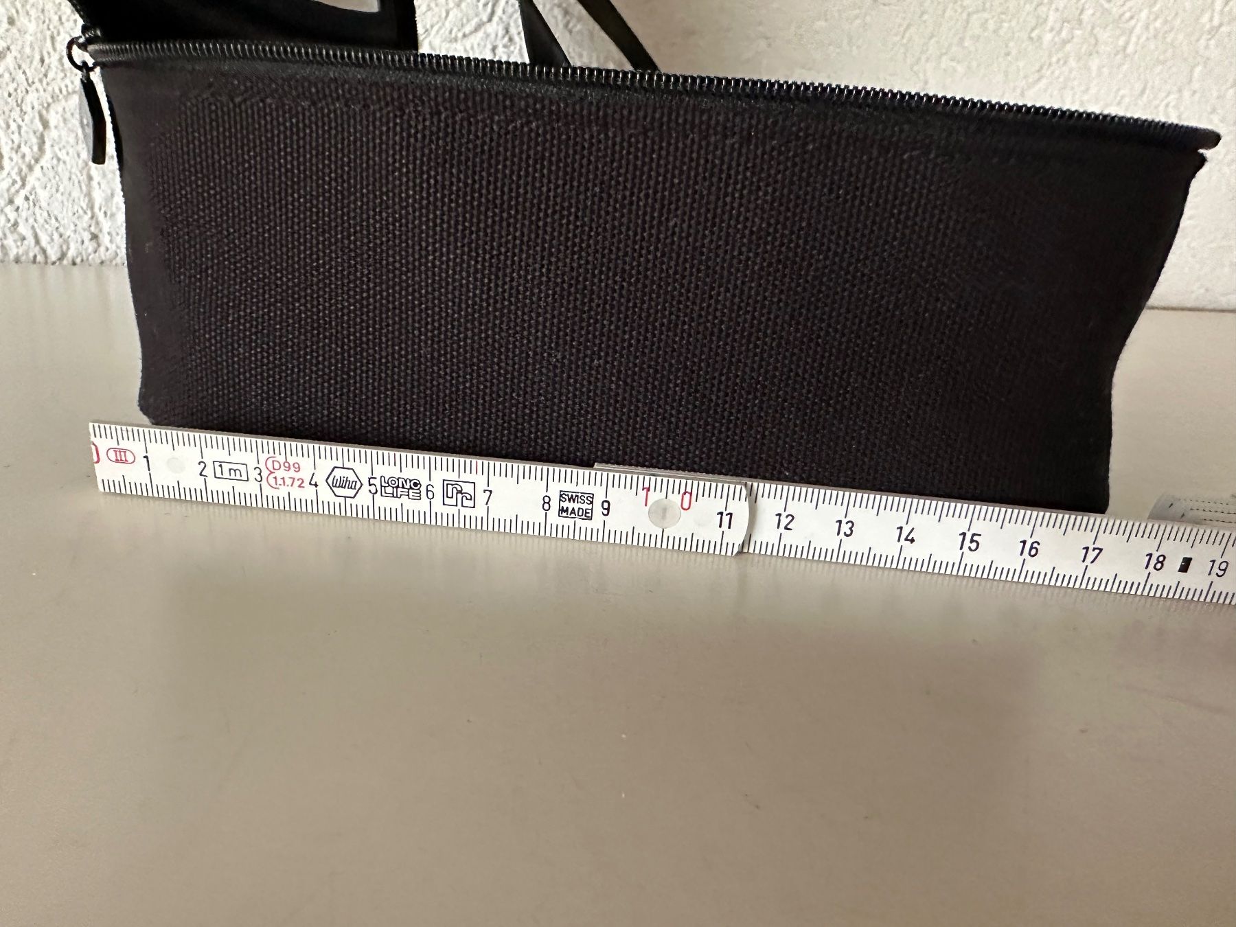 Chanel Kosmetikkoffer: Original Chanel Kosmetikkoffer, schwarz, neu – Neu (gemäss Beschreibung) aus Aarburg von flacon05 6