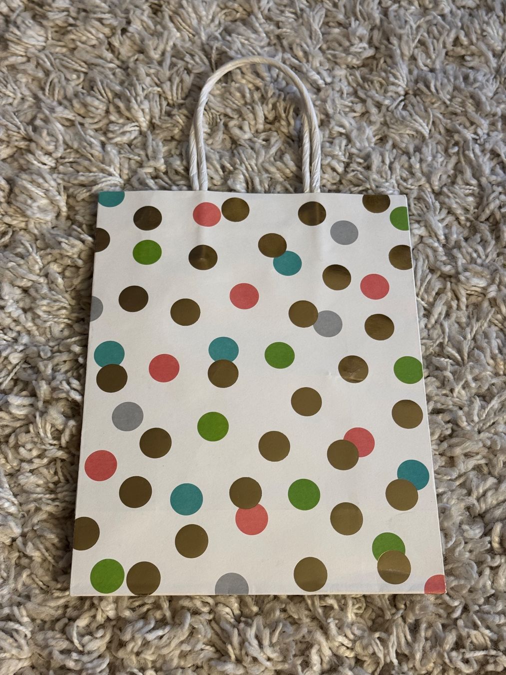 Papiere: Geschenktüte / Papiertüte mit farbigen Punkten – Neu (gemäss Beschreibung) aus Zürich von wtpooh 2