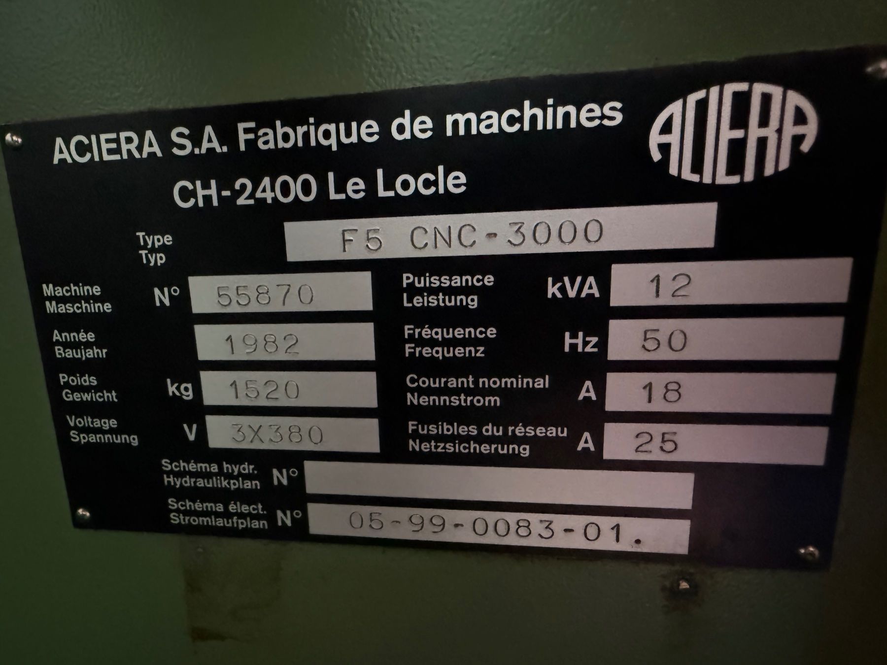 Aciera Alle Maschinen: ACIERA F5 CNC-3000 Fraiseuse à commande numérique, 1982 – Defekt aus Bouveret von saki03 1