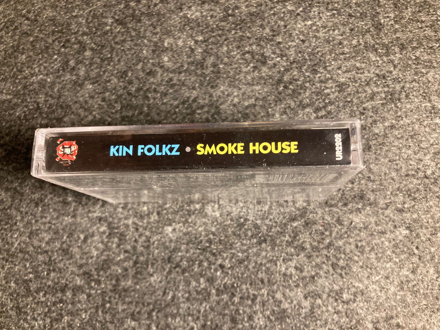 Musicassette: Kin Folkz - Smoke House (MC) – Nuovo e nell'imballaggio originale da Fribourg venduto da Karushi 1
